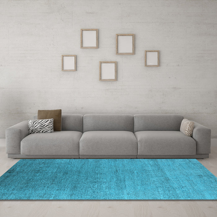 Machine Washable Oriental Light Blue Industrial Rug in a Living Room, wshurb2539lblu