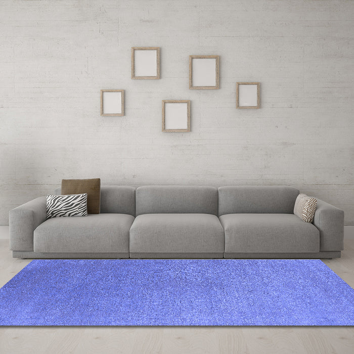 Machine Washable Oriental Blue Industrial Rug in a Living Room, wshurb2540blu