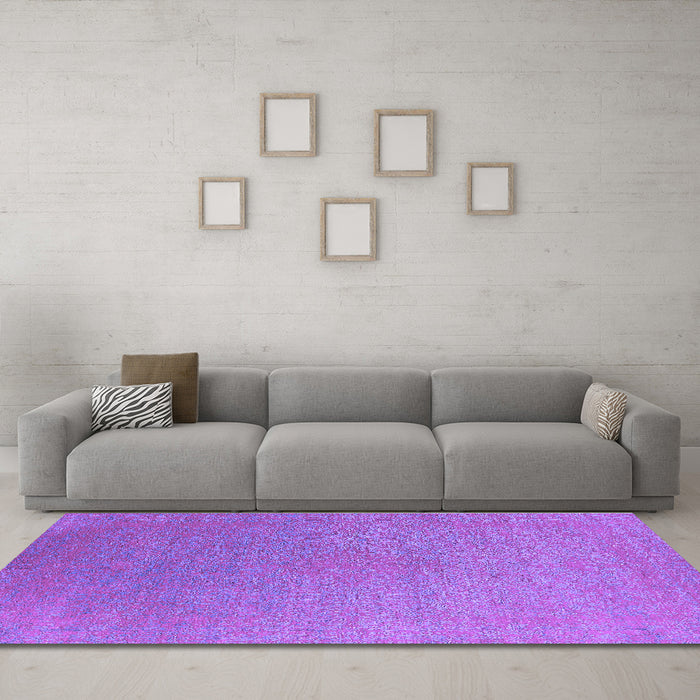 Machine Washable Oriental Purple Industrial Area Rugs in a Living Room, wshurb2540pur