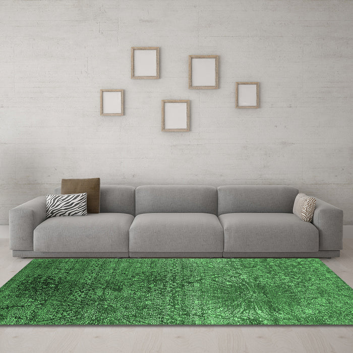 Machine Washable Oriental Emerald Green Industrial Area Rugs in a Living Room,, wshurb2547emgrn