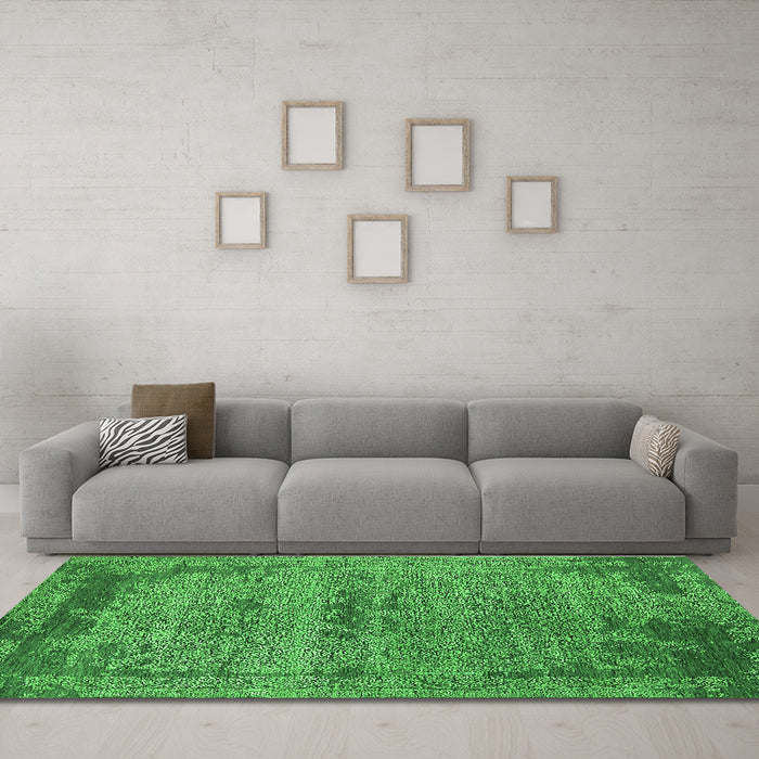 Machine Washable Oriental Green Industrial Area Rugs in a Living Room,, wshurb2549grn