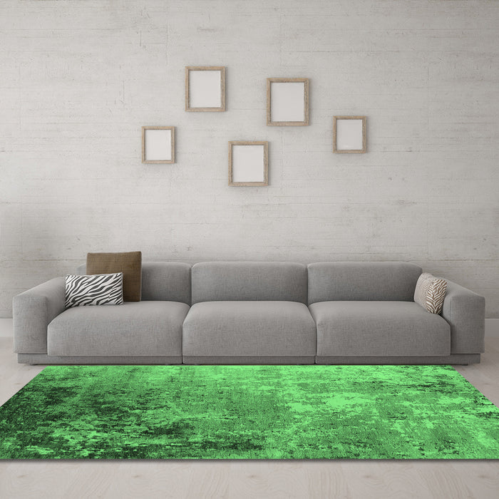 Machine Washable Oriental Emerald Green Industrial Area Rugs in a Living Room,, wshurb2553emgrn