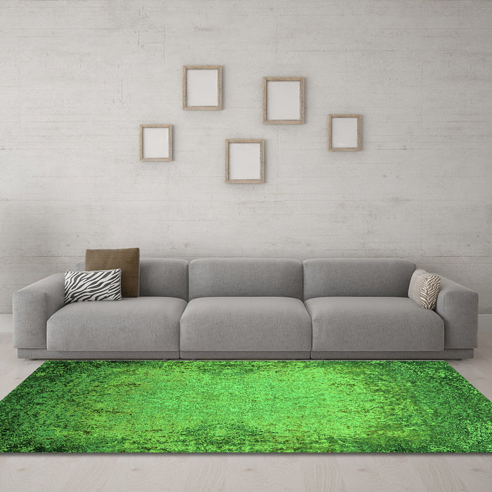 Machine Washable Oriental Green Industrial Area Rugs in a Living Room,, wshurb2554grn