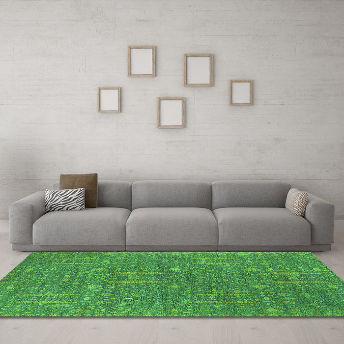Machine Washable Oriental Green Industrial Area Rugs in a Living Room,, wshurb2562grn