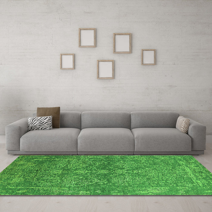 Machine Washable Oriental Green Industrial Area Rugs in a Living Room,, wshurb2563grn