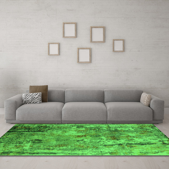 Machine Washable Oriental Green Industrial Area Rugs in a Living Room,, wshurb2566grn