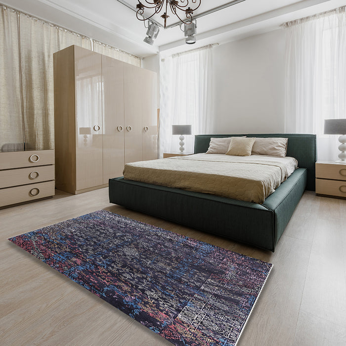 Mid-Century Modern Charcoal Black Oriental Rug in a Bedroom, urb2567