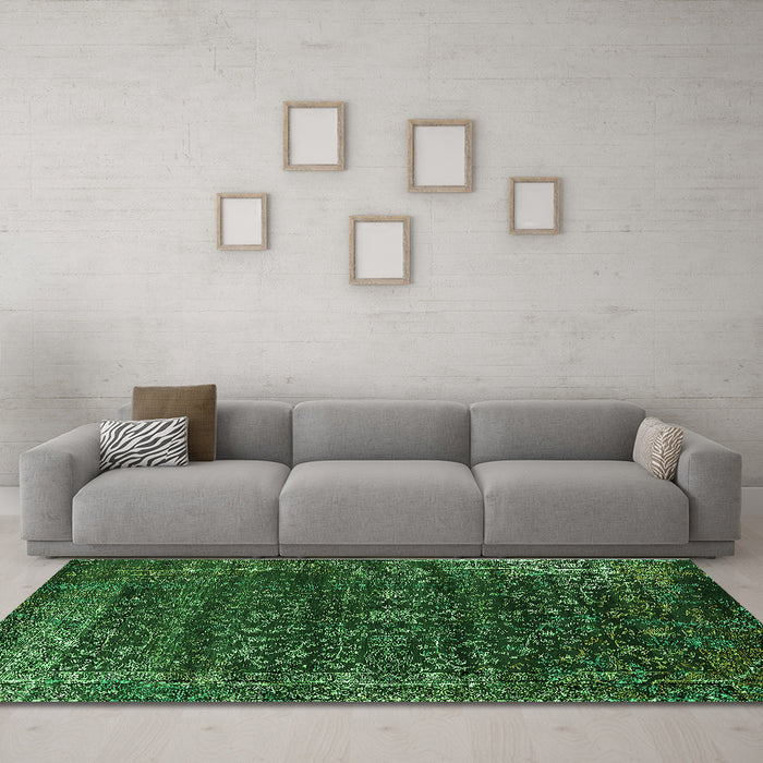 Machine Washable Oriental Green Industrial Area Rugs in a Living Room,, wshurb2567grn