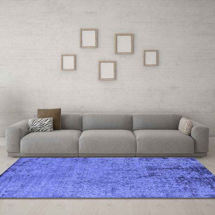 Machine Washable Oriental Blue Industrial Rug in a Living Room, wshurb2568blu