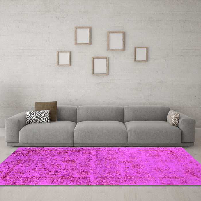 Machine Washable Oriental Pink Industrial Rug in a Living Room, wshurb2569pnk