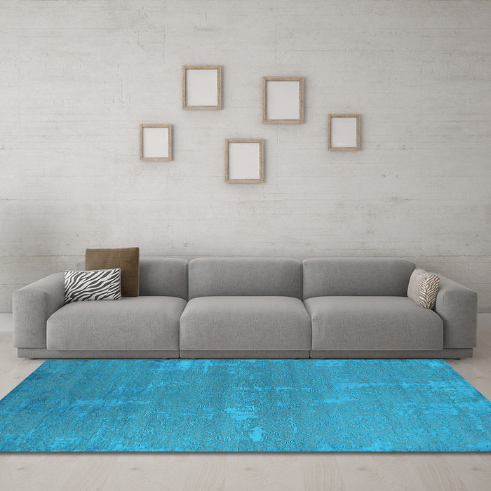 Machine Washable Oriental Light Blue Industrial Rug in a Living Room, wshurb2570lblu
