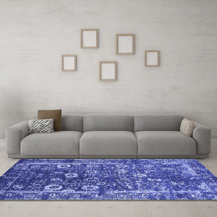 Machine Washable Oriental Blue Industrial Rug in a Living Room, wshurb2571blu