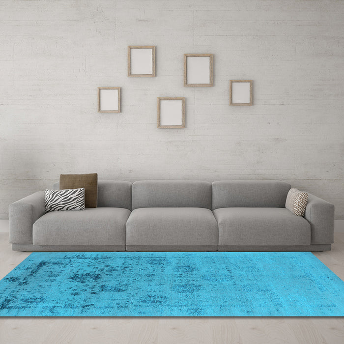 Machine Washable Oriental Light Blue Industrial Rug in a Living Room, wshurb2572lblu