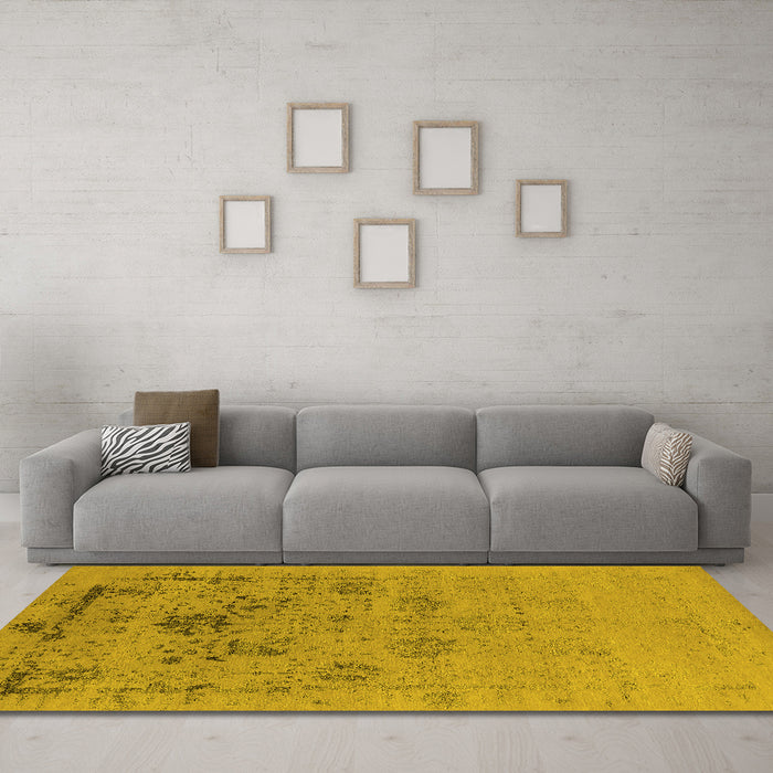 Machine Washable Oriental Yellow Industrial Rug in a Living Room, wshurb2572yw
