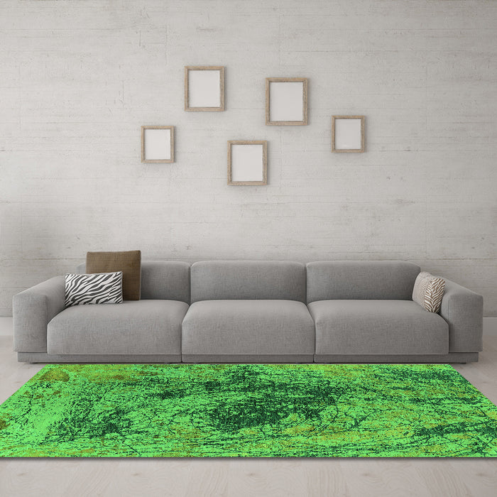 Machine Washable Oriental Green Industrial Area Rugs in a Living Room,, wshurb2574grn