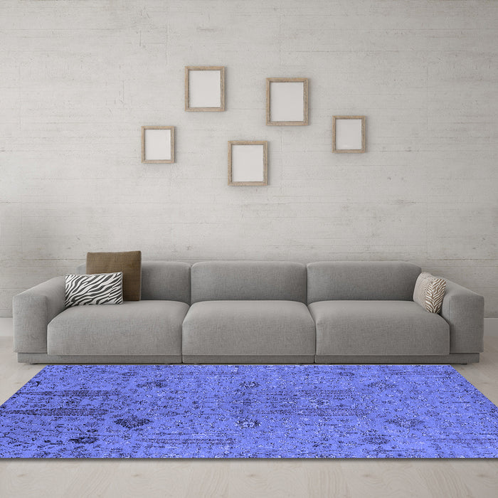 Machine Washable Oriental Blue Industrial Rug in a Living Room, wshurb2575blu