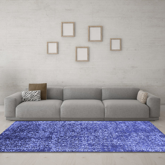 Machine Washable Oriental Blue Industrial Rug in a Living Room, wshurb2576blu