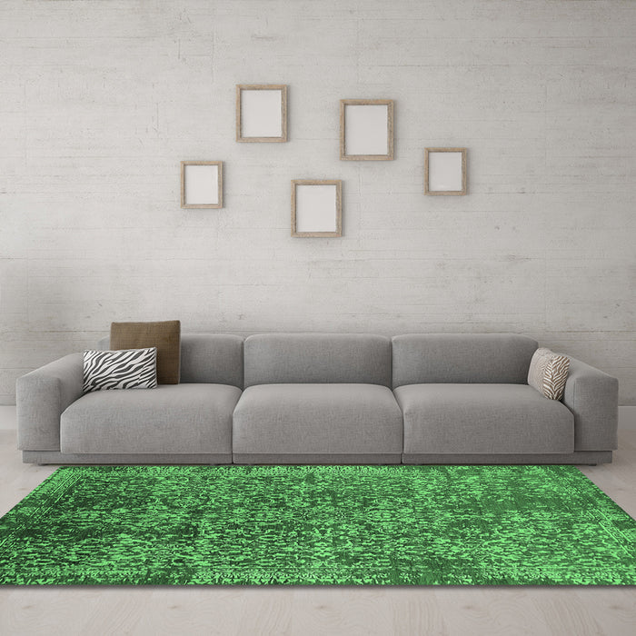 Machine Washable Oriental Emerald Green Industrial Area Rugs in a Living Room,, wshurb2576emgrn