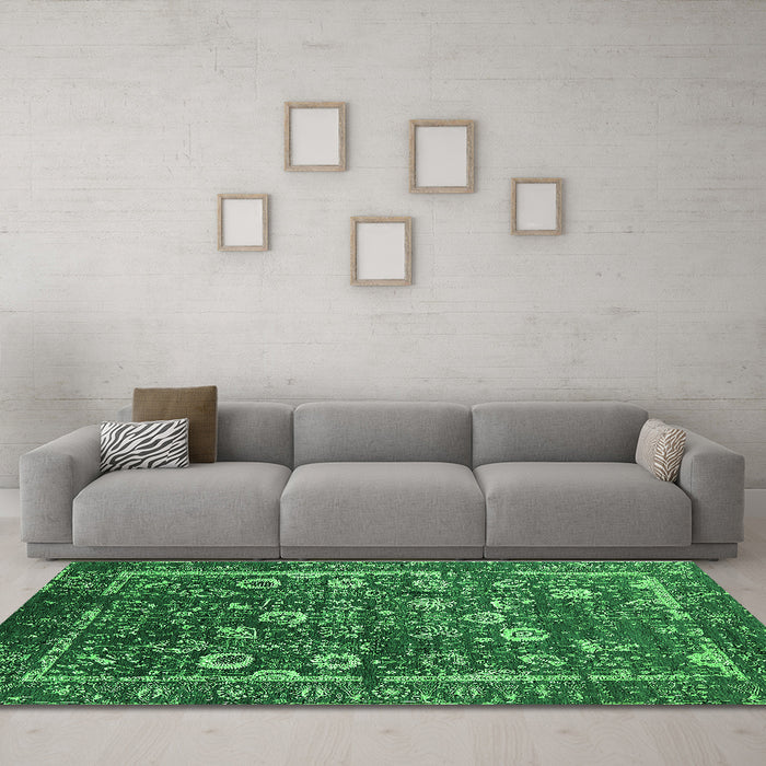 Machine Washable Oriental Green Industrial Area Rugs in a Living Room,, wshurb2583grn