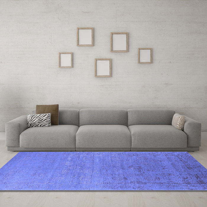 Machine Washable Oriental Blue Industrial Rug in a Living Room, wshurb2586blu