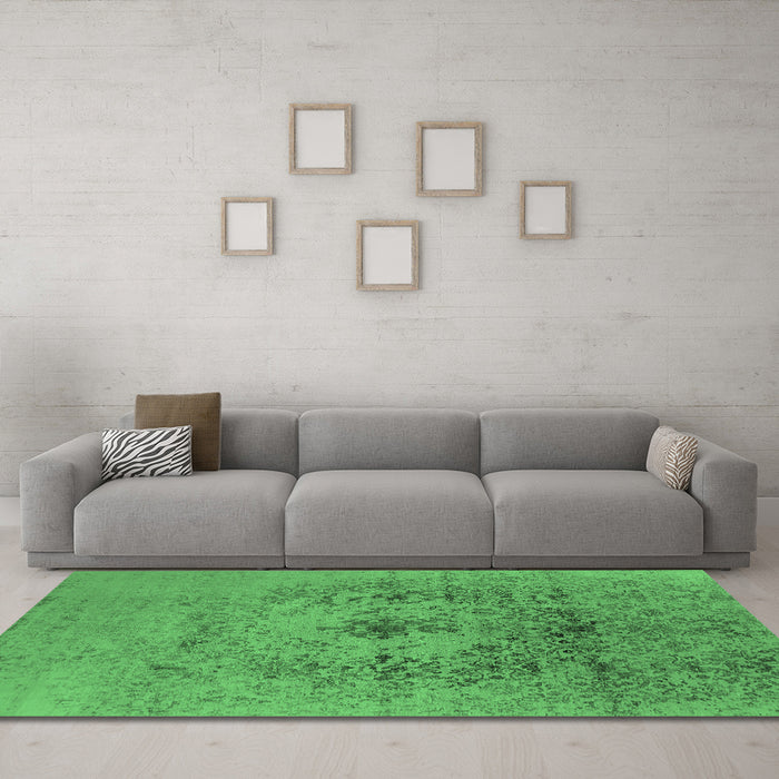 Machine Washable Oriental Emerald Green Industrial Area Rugs in a Living Room,, wshurb2590emgrn