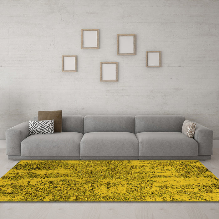 Machine Washable Oriental Yellow Industrial Rug in a Living Room, wshurb2594yw