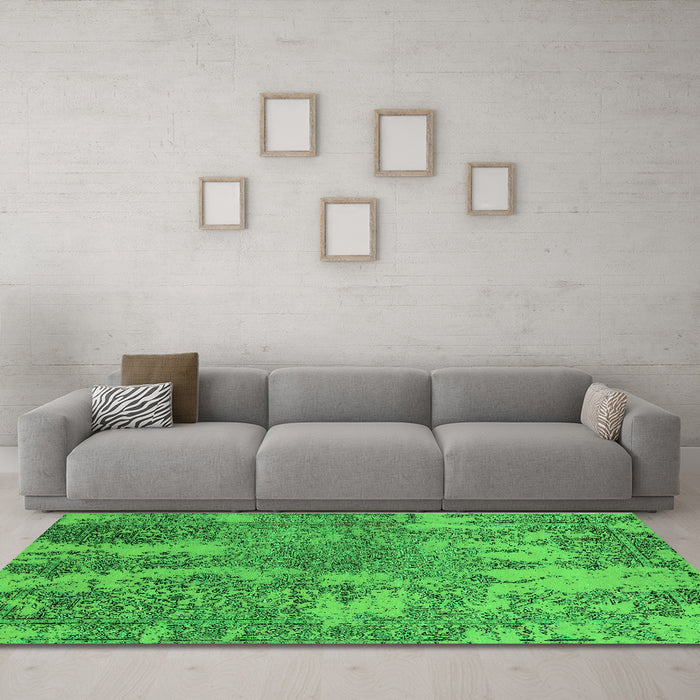 Machine Washable Oriental Green Industrial Area Rugs in a Living Room,, wshurb2594grn