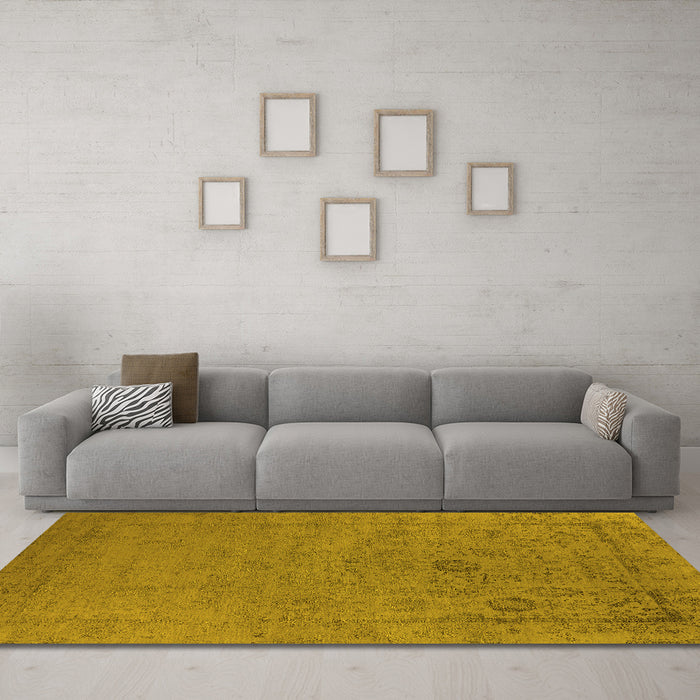 Machine Washable Oriental Yellow Industrial Rug in a Living Room, wshurb2595yw