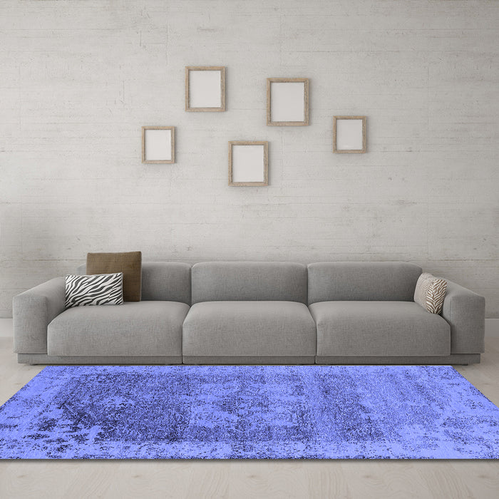Machine Washable Oriental Blue Industrial Rug in a Living Room, wshurb2596blu