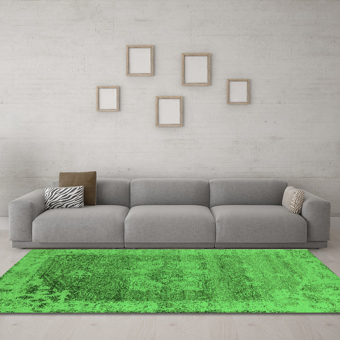 Machine Washable Oriental Green Industrial Area Rugs in a Living Room,, wshurb2596grn