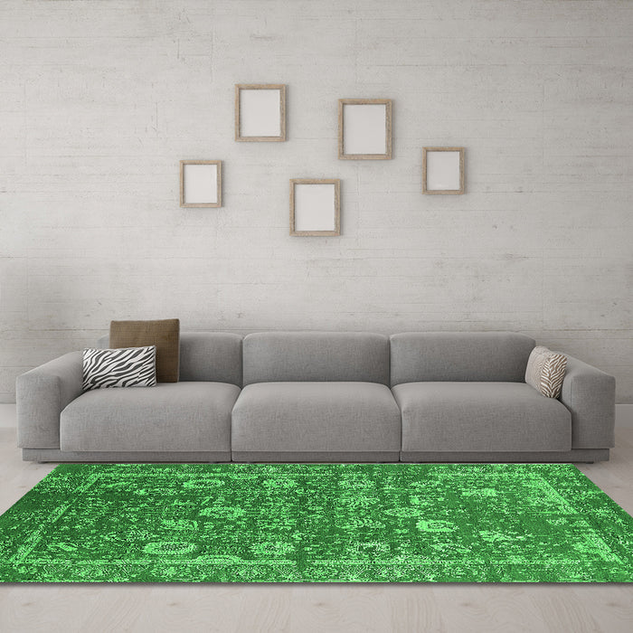 Machine Washable Oriental Green Industrial Area Rugs in a Living Room,, wshurb2598grn