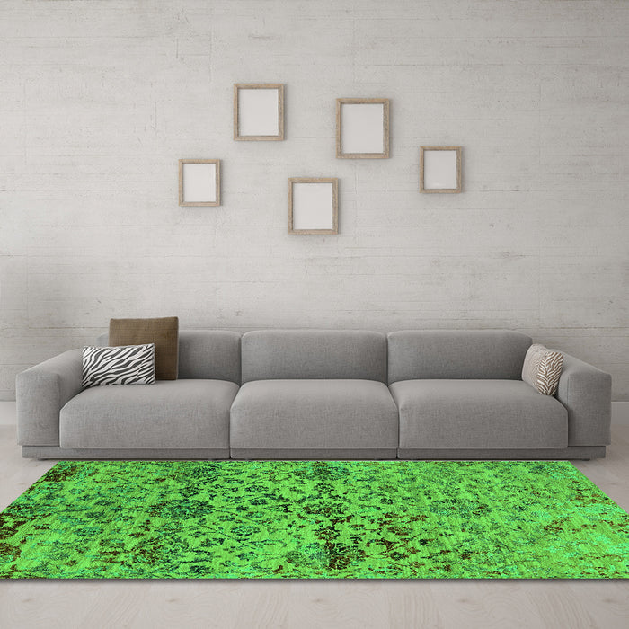 Machine Washable Oriental Green Industrial Area Rugs in a Living Room,, wshurb2600grn