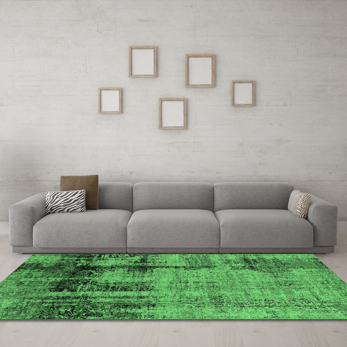 Machine Washable Oriental Emerald Green Industrial Area Rugs in a Living Room,, wshurb2601emgrn