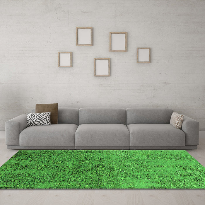 Machine Washable Oriental Green Industrial Area Rugs in a Living Room,, wshurb2603grn