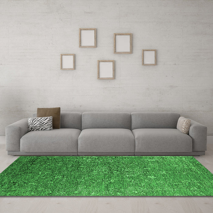 Machine Washable Oriental Green Industrial Area Rugs in a Living Room,, wshurb2604grn