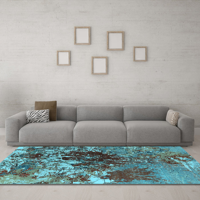 Machine Washable Oriental Light Blue Industrial Rug in a Living Room, wshurb2605lblu
