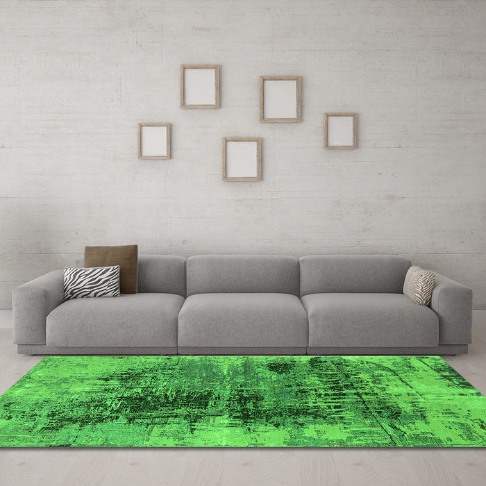 Machine Washable Oriental Green Industrial Area Rugs in a Living Room,, wshurb2607grn