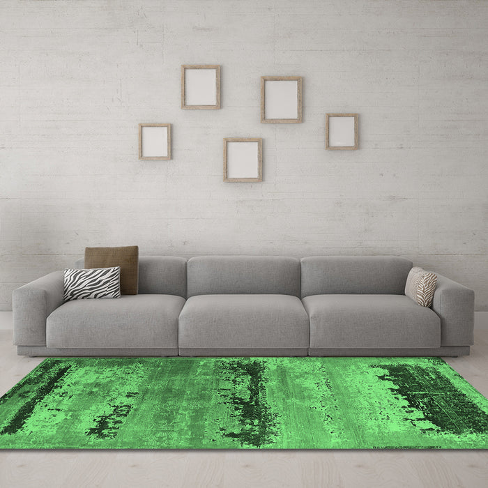 Machine Washable Oriental Emerald Green Industrial Area Rugs in a Living Room,, wshurb2610emgrn