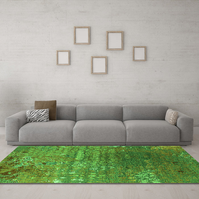Machine Washable Oriental Green Industrial Area Rugs in a Living Room,, wshurb2612grn