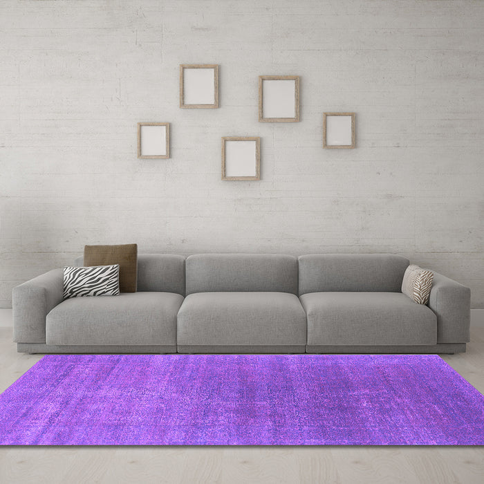 Machine Washable Oriental Purple Industrial Area Rugs in a Living Room, wshurb2613pur