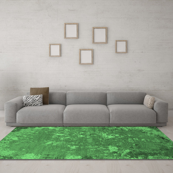 Machine Washable Oriental Emerald Green Industrial Area Rugs in a Living Room,, wshurb2614emgrn