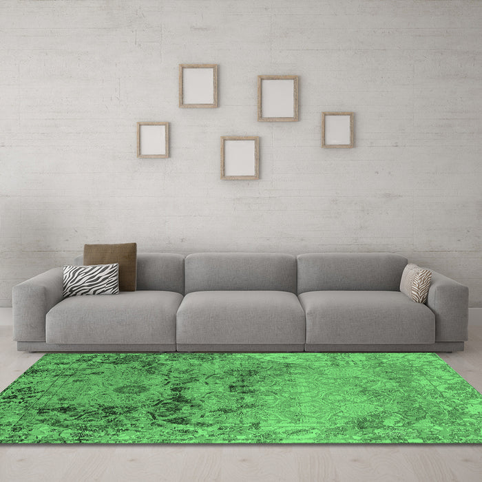 Machine Washable Oriental Emerald Green Industrial Area Rugs in a Living Room,, wshurb2615emgrn