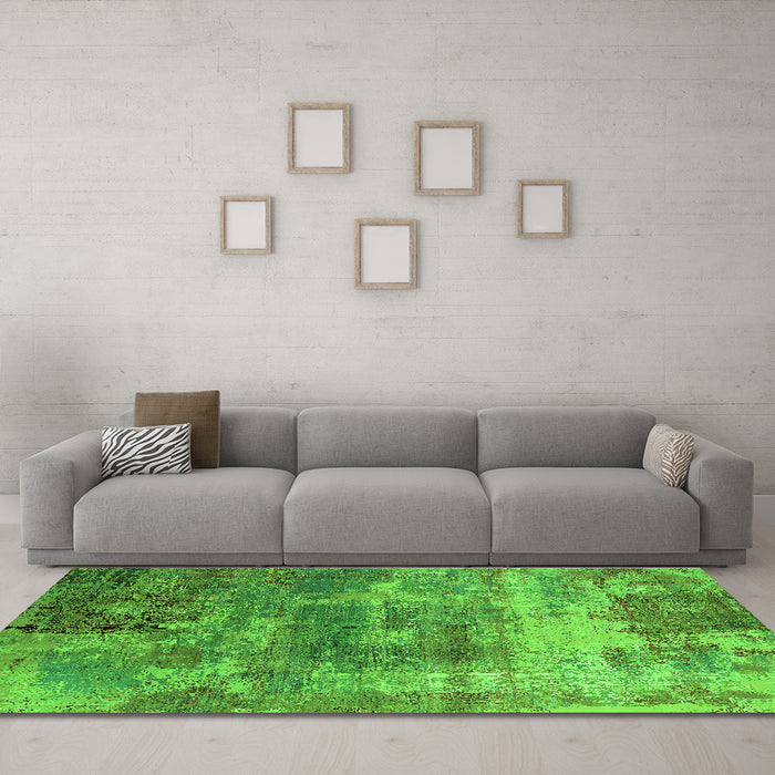 Machine Washable Oriental Green Industrial Area Rugs in a Living Room,, wshurb2617grn