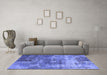 Machine Washable Oriental Blue Industrial Rug in a Living Room, wshurb2617blu