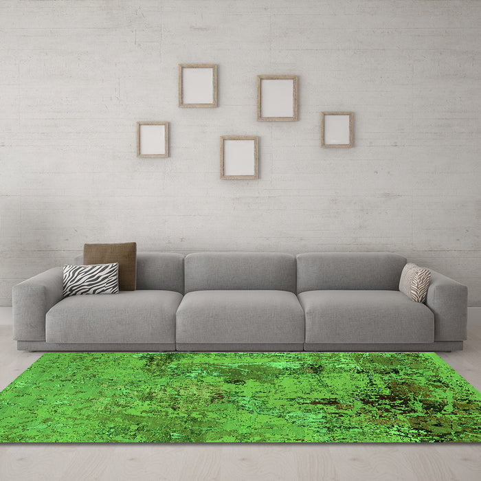 Machine Washable Oriental Green Industrial Area Rugs in a Living Room,, wshurb2618grn