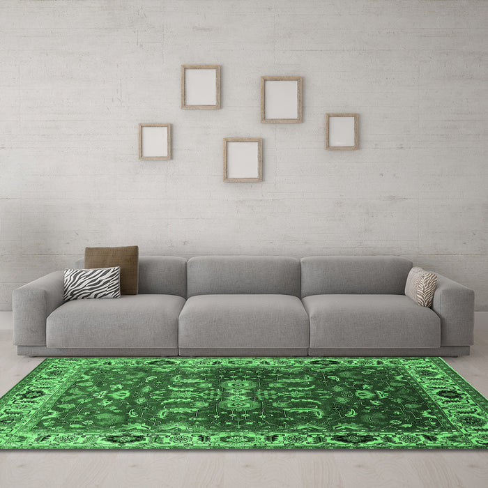 Machine Washable Oriental Emerald Green Industrial Area Rugs in a Living Room,, wshurb2625emgrn