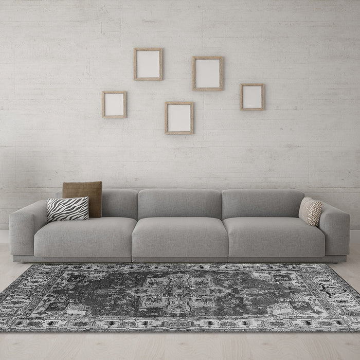 Machine Washable Persian Gray Traditional Rug in a Living Room,, wshurb2627gry