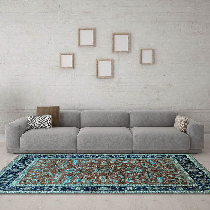 Machine Washable Oriental Light Blue Traditional Rug in a Living Room, wshurb2631lblu