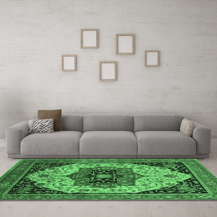 Machine Washable Oriental Emerald Green Industrial Area Rugs in a Living Room,, wshurb2638emgrn