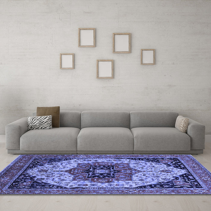 Machine Washable Oriental Blue Industrial Rug in a Living Room, wshurb2638blu